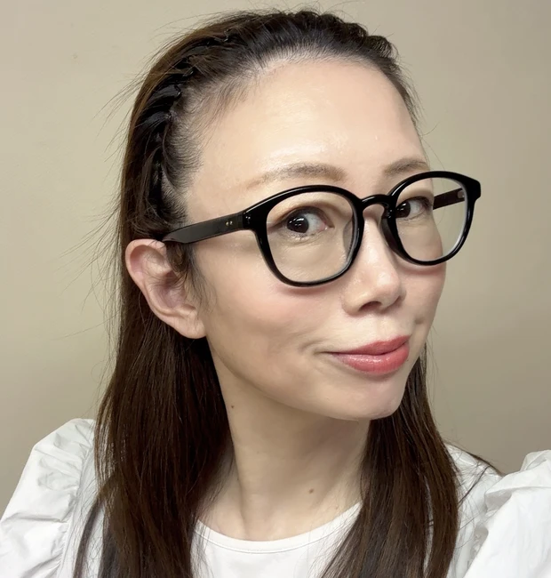 【簡単ヘアアレンジ】人気沸騰！うねうねコームカチューシャはどれがいい？痛くない？ダイソー3種比較_11