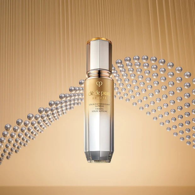 自らを鍛えてシャープな印象に！　クレ・ド・ポー ボーテの4D（※1）ハリ…