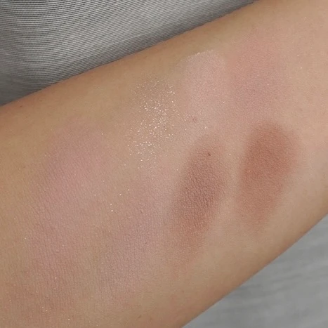 wonjungyo(ウォンジョンヨ) W デイリームードアップパレット 01 ソフトモーブピンクのスウォッチ