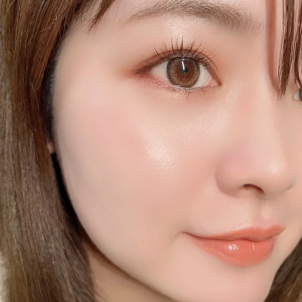 ルナソル(LUNASOL)アイカラーレーション 19 マホガニー(Mahogany) プランプメロウリップス 11 エクリュ(Ecru) メイク オフィスメイク