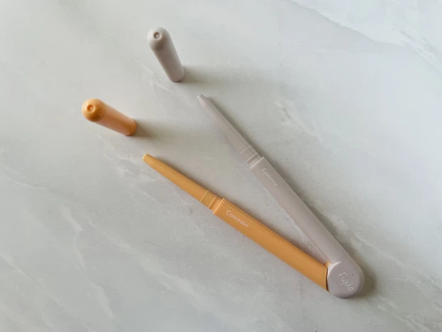 ヘアメイクさんの間でも話題沸騰！美眉の為のコンパス？【Fujiko】の美眉アレンジャーでいつもより綺麗な眉が描ける！_3_2