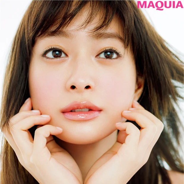 初対面の人ともスッと仲良くなれる、出会いを呼ぶピンクチークテク