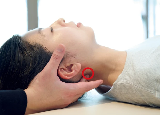 【セルフで簡単!】小顔マッサージのやり方を気になる悩み別に5つご紹介_19