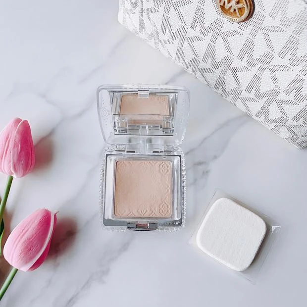 ジルスチュアート グロウシフォン セラムフィルター