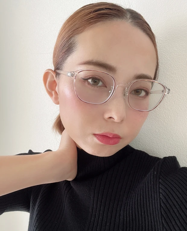 【毎日メイクもパーティメイクもこれ一つでOK🌹】ヴァレンティノビューティアイシャドウ_5_2