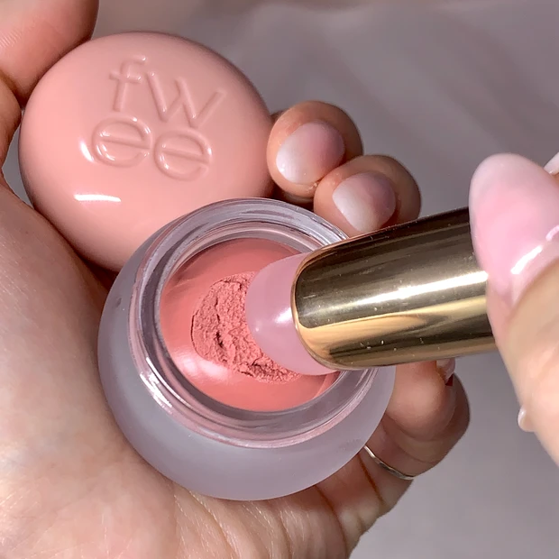 fwee フィー リップアンドチークブラーリープリンポット ND03ウィズアウト 使い方