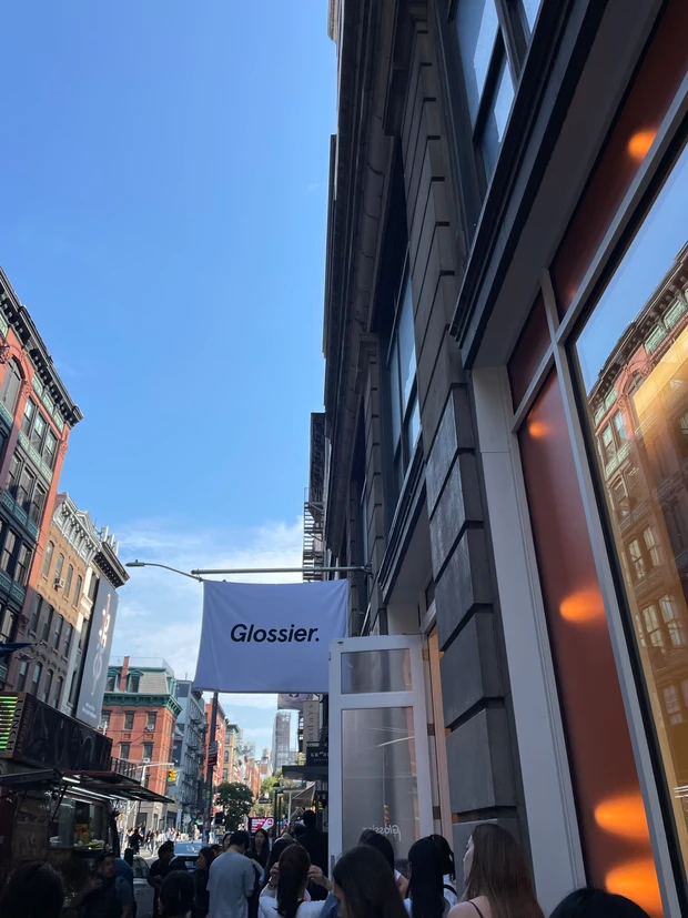 【海外コスメ】日本未上陸コスメGlossier（グロッシアー）の魅力を解説！おすすめはこれ！_3_3