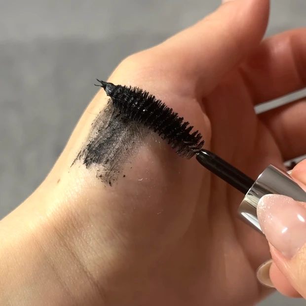 ディオールショウ アイコニック オーバーカール 090ブラック スウォッチ