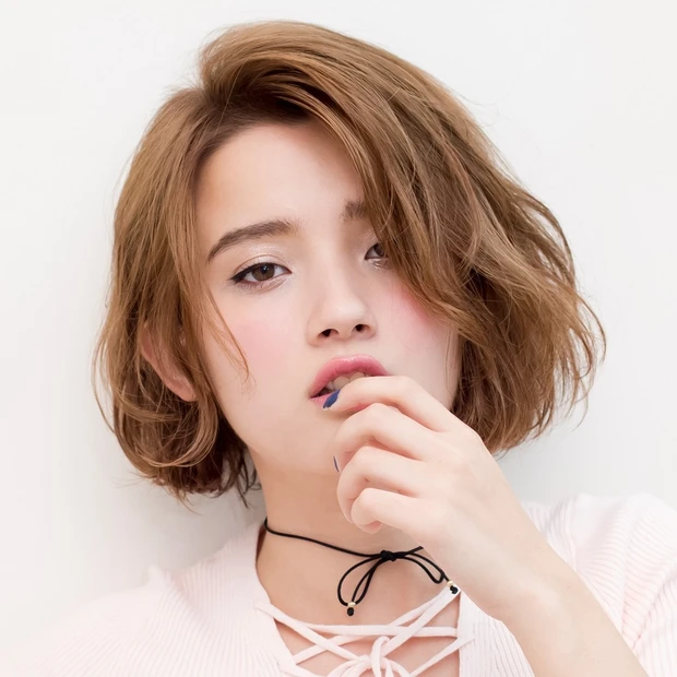 12トーンの髪色 ベージュ