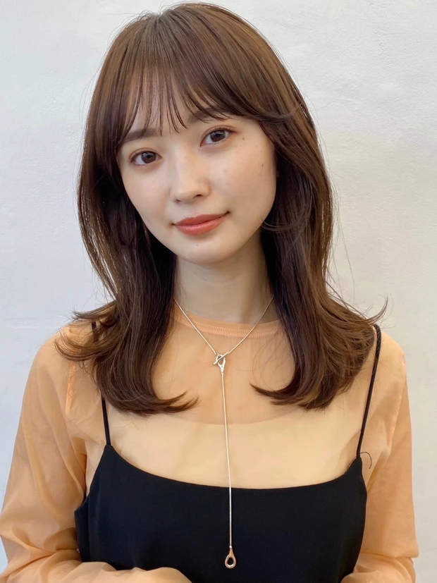 ミディアム ヘア 髪型 ヘアスタイル 前髪あり ヘアカラー
