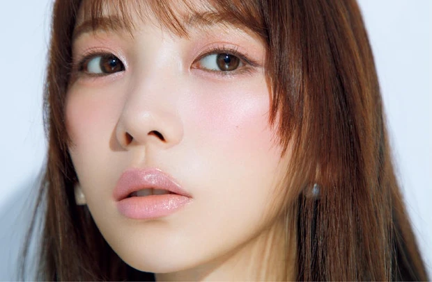 与田祐希さん ミルキーなピンクLipで夏を楽しむ「涼盛メイク」