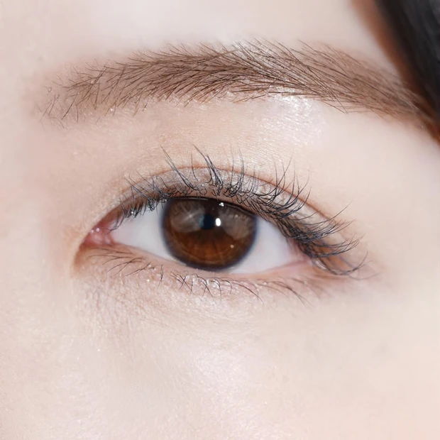 【マキア表紙メイク】MAQUIAの1月号の表紙を飾る広瀬アリスさんのメイクに挑戦！女優メイクに近づくポイントを解説。_6_2