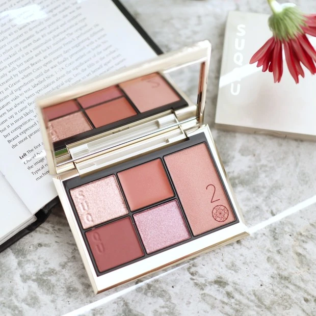 SUQQU 20th アニバーサリー アイ ＆ ブラッシュ コンパクト 102、イエベ