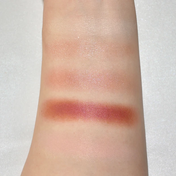 Dior ディオール サンククルール 743 ローズチュール スウォッチ