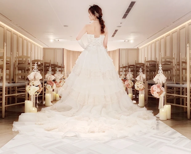 【3年目】ブライダルモデル→新米ママに。美容も新たなステージに突入させます!_1_1