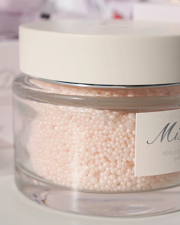 【9/16発売】Dior新作シリーズ「ミレフィオリコレクション」購入品を全部見せ！新作速報です！Diorの限定コスメの魅力をたっぷりと紹介💐気になるサンククルールクチュールをスウォッチ！_6_3