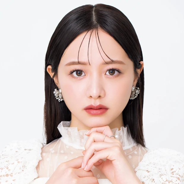 フリーアナウンサー・森 香澄さんが、みんベス受賞コスメで“キュン”なメイ…