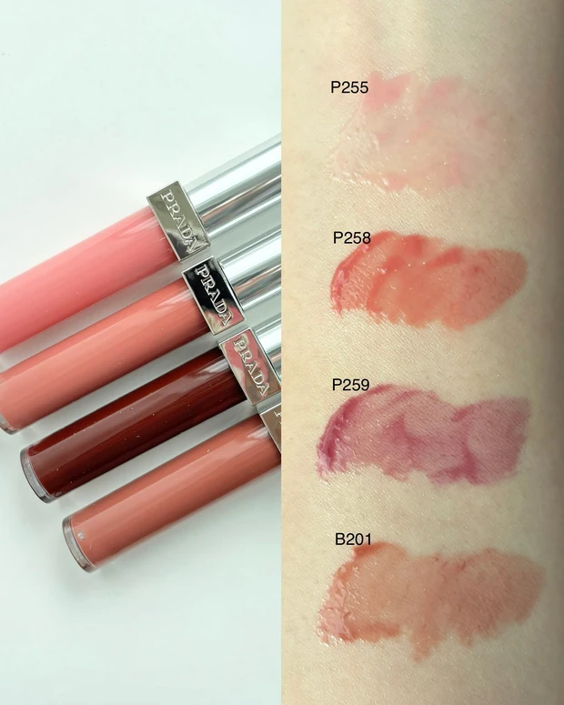 プラダ リフレクション リキッド バーム グロス スウォッチ1