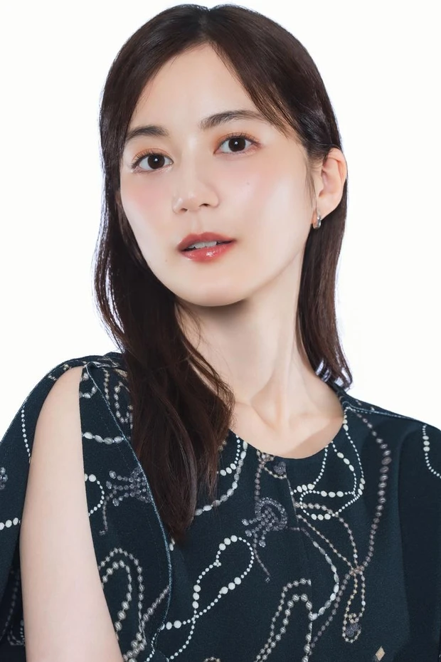 【9位】【生田絵梨花さん】オリーブヤング、シャクティマット…日々を支える美容を語る!〈インタビュー後編〉