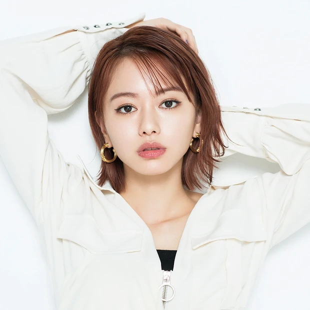 実写ドラマ『死にたい夜にかぎって』に出演中の山本舞香さんの、心に突き刺さる演技が早くも話題沸騰中！