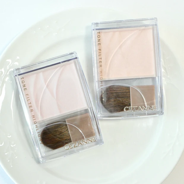 セザンヌ トーンフィルターハイライト くすみパウダー ババアの粉