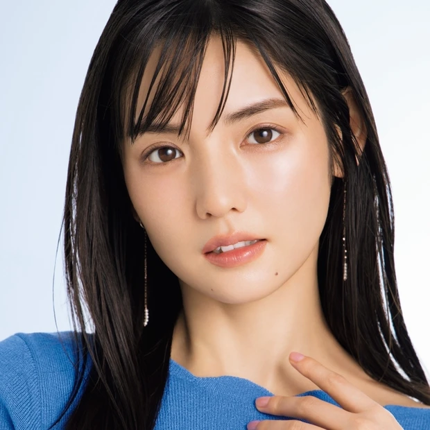 乾燥が気になる季節もヘルシーな印象のうるツヤ肌に