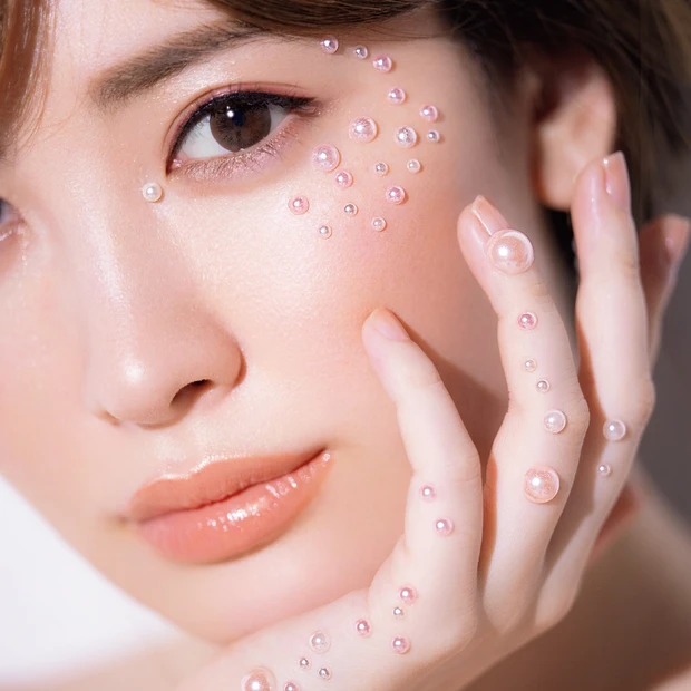 こじはるの美肌の秘密は？「あれこれ塗るよりインナーケアを重視」