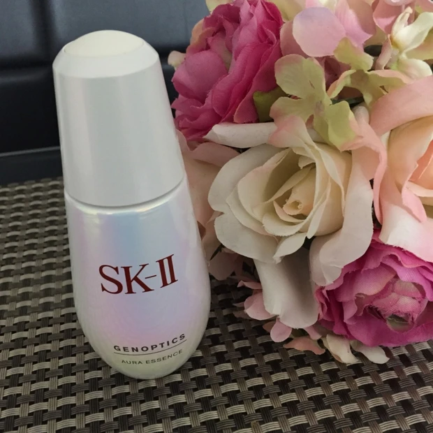 SK-IIの新美白美容液で、理想のオーラ美白肌へ