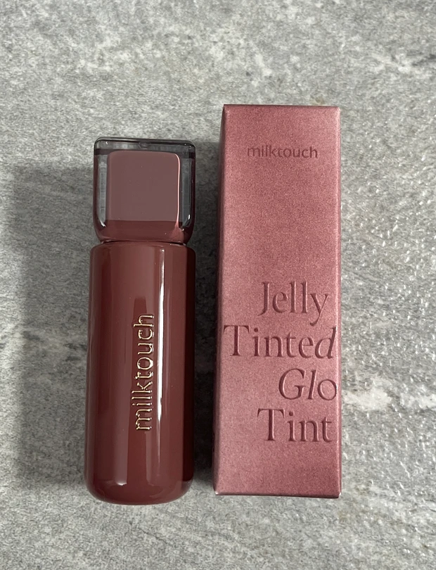 ミルクタッチ　リップティント　口コミ　新色　ブルベ　イエベ　人気色　ジヒョ　小田切ヒロ