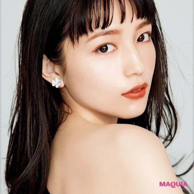 5月号の表紙は川口春奈さん! 凛とした華やかフェイスを叶える河北メイクを解説