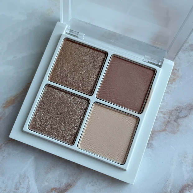 ビーアイドル　アイシャドウ　イエベ