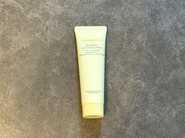 正直レビュー｜MAQUIA6月号特別版は“買い”？小嶋陽菜PINK BOXの中身を全部見せ！

_5