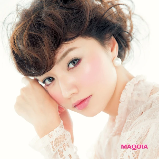 プロも大絶賛！ RMKのバーガンディライナーで、大人フェミニンな瞳に変身…