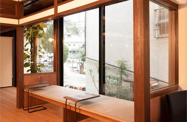 ひとリート　コワーキングスペース　別府温泉