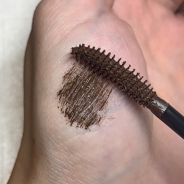 シーンレスで使える上品艶カーキ。【Diorサンククルールクチュール】大人が買うべきカラーはこれ!!_6_2