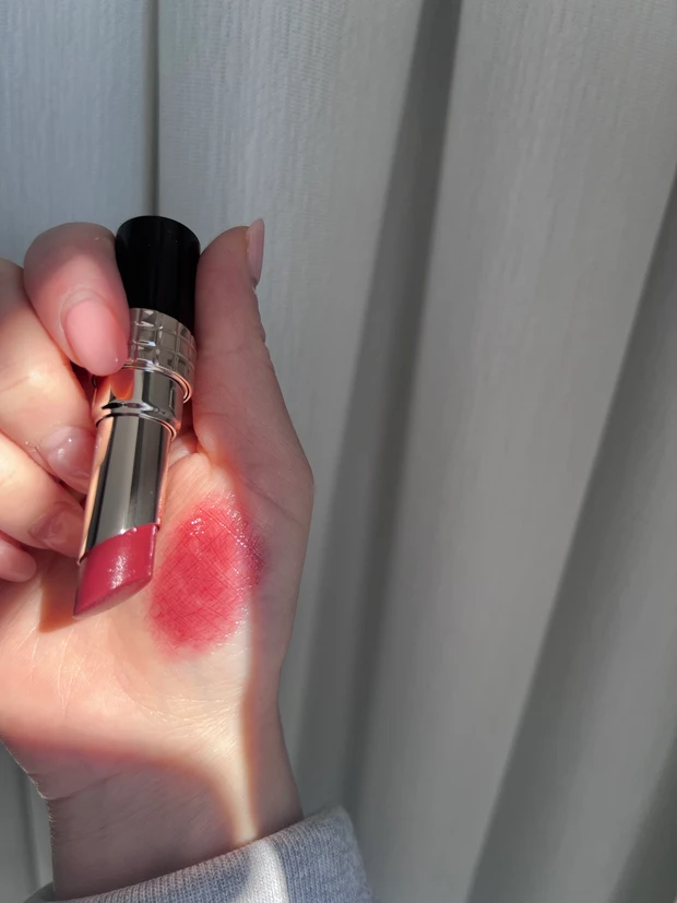 《2024》春の新作リップ🌸💄プチプラからデパコスまで【5ブランド全8本レビュー】垢抜け春メイクには欠かせない♡バズリップもレイヤードでオリジナルカラーを楽しもう😍_9