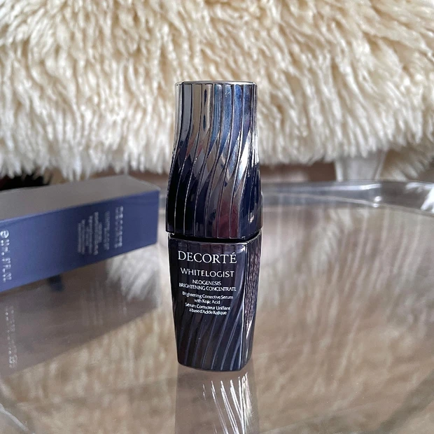 【コスメデコルテ】ホワイトロジスト ネオジェネシス ブライトニング コンセントレイト!