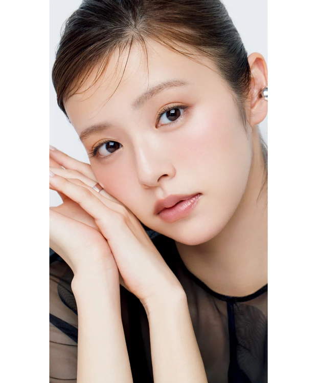 あどけなさが残る求心チークの入れ方