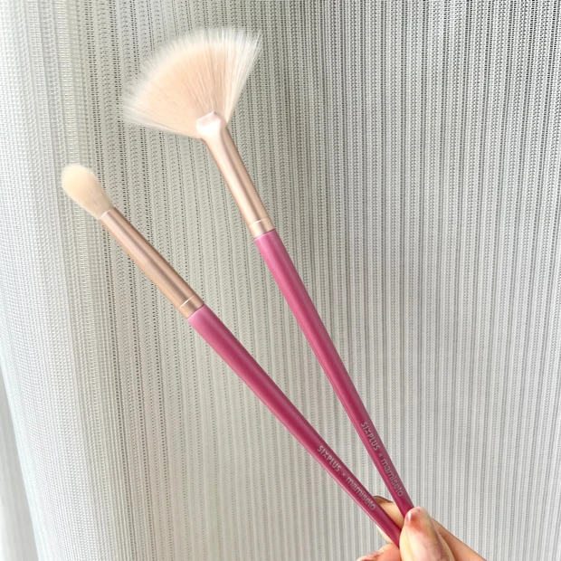 SIXPLUS×マミ様ブラシ2本が付録に!【MAQUIA8月号】ベストコスメ2022上半期発表!!永野芽郁ちゃん表紙が目印です_5_1