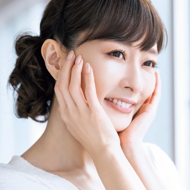 石井美保さん愛用コスメを公開! フェイス、ボディ、髪のツヤ盛りするなら?