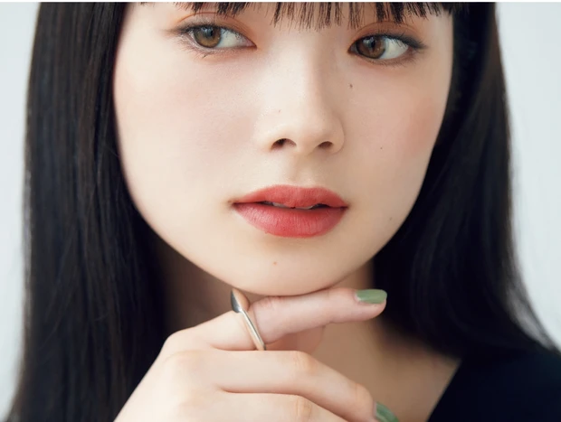 paku☆chan 骨格ストレートにおすすめのメイク2