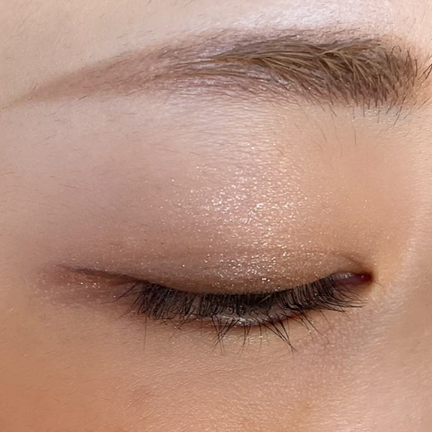 トーン 新色アイシャドウ 08 ブルベ仕上がり