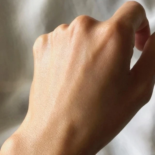 「シトラナ」のシカクリーム シトラナ シカリペアクリームのテクスチャー2