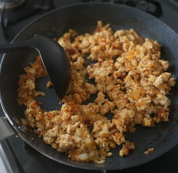 ももせ　レシピ　韓国料理　韓国風そぼろ丼 4