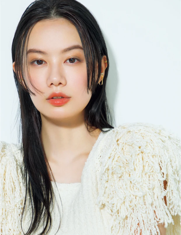 面長　求心　犬タイプ　下重心　paku☆chan　メイク