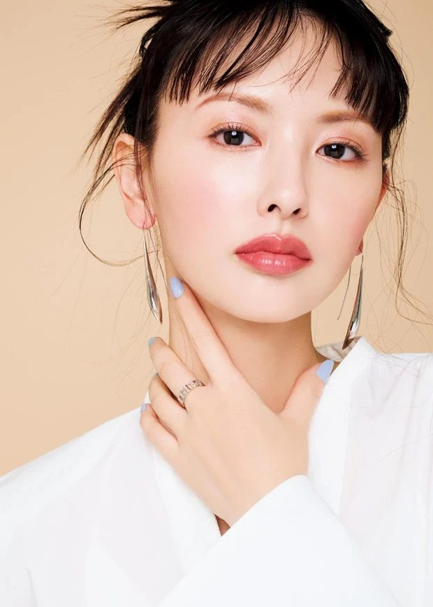 2025年春新作&新色 ツヤリップ「赤みカラー×むちっとツヤリップ」