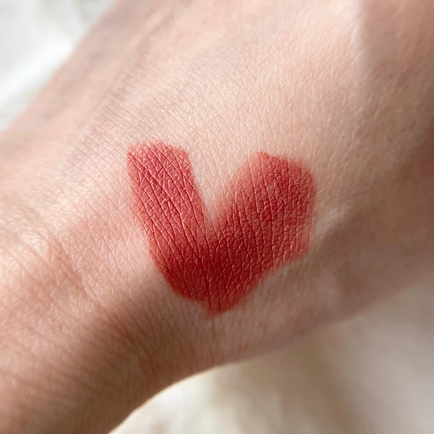 【クリスマスコフレ2022,レビュー!!第二弾】
今年チョイスした、デパコス編はコレ!!
乙女心をくすぐるデザインに、キラつやコスメが盛り沢山♡♡_9_1