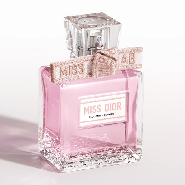 ミス ディオール ブルーミング ブーケ “Make It Yours”　ピンク×ホワイト