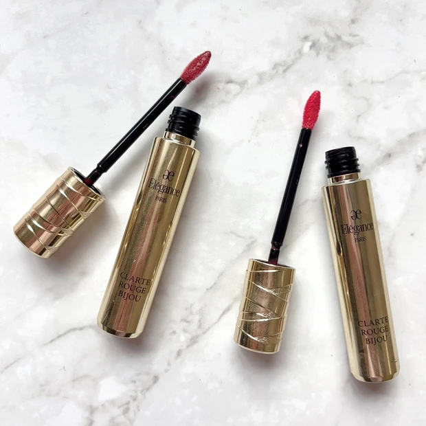 「エレガンス クラルテルージュビジュー」イエベ春カラー04と11の写真