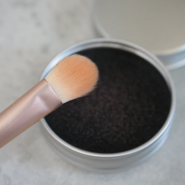 数秒であっという間に汚れが落ちてきれいに。